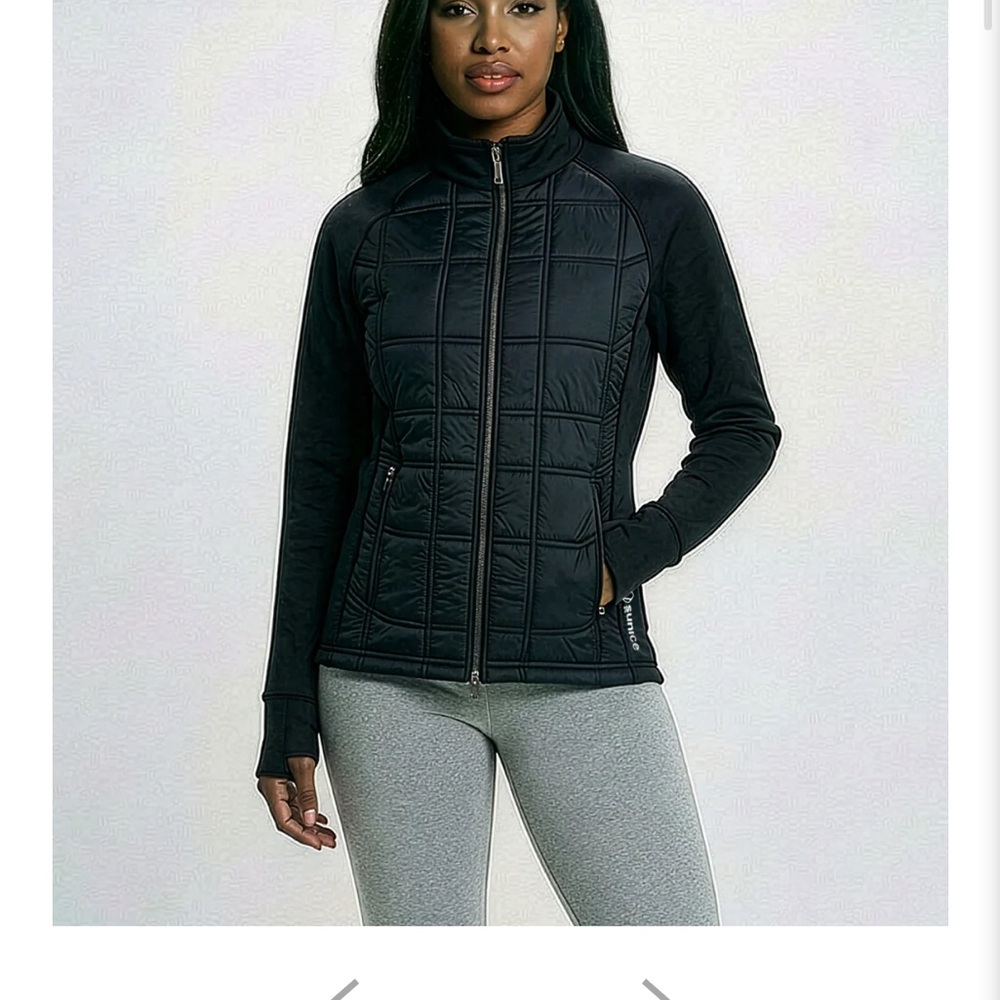 BOGO 🎁 LIKE NEW Sunice Women's Ella Element Shield Hybrid Thermal Jacket - LARGE